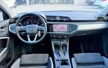 Audi Q3, 2022 год, 2 500 000 рублей, 11 фотография