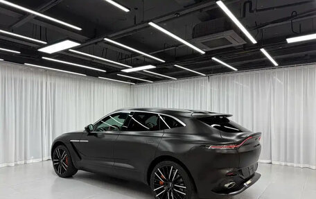 Aston Martin DBX I, 2022 год, 21 000 000 рублей, 6 фотография