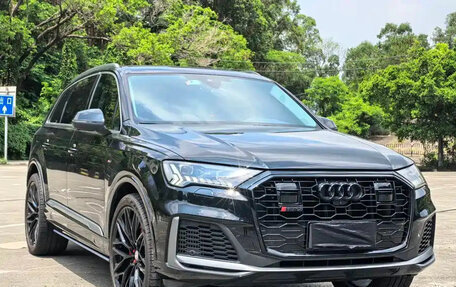 Audi Q7, 2022 год, 6 000 000 рублей, 3 фотография