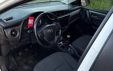 Toyota Corolla, 2017 год, 1 700 000 рублей, 5 фотография