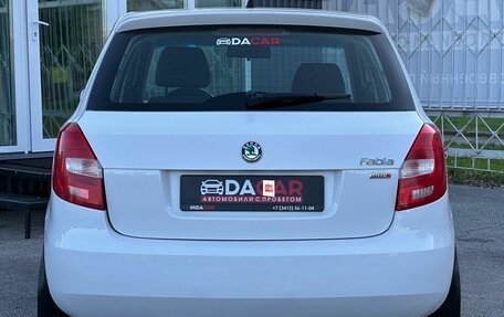 Skoda Fabia II, 2012 год, 530 000 рублей, 5 фотография