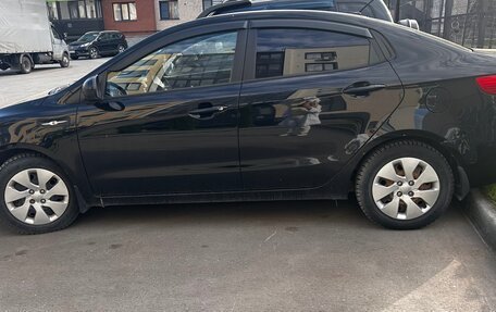 KIA Rio III рестайлинг, 2013 год, 860 000 рублей, 4 фотография