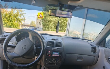 Hyundai Accent II, 2008 год, 310 000 рублей, 6 фотография