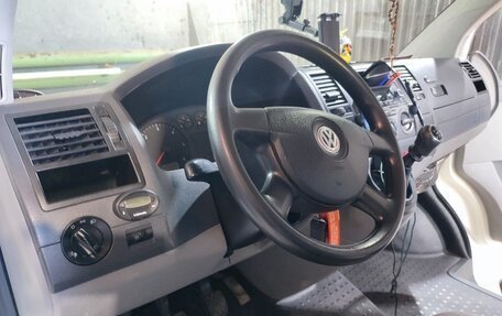 Volkswagen Transporter T5 рестайлинг, 2009 год, 1 660 000 рублей, 15 фотография