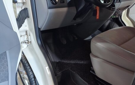 Volkswagen Transporter T5 рестайлинг, 2009 год, 1 660 000 рублей, 26 фотография