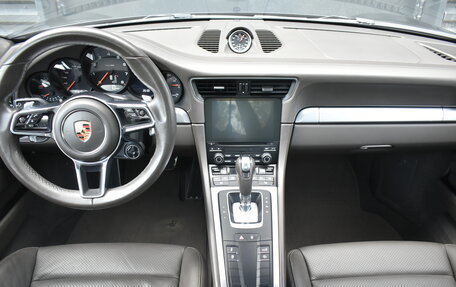 Porsche 911, 2017 год, 6 690 000 рублей, 11 фотография