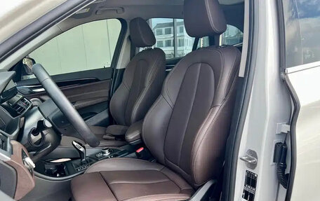 BMW X1, 2022 год, 2 500 000 рублей, 14 фотография