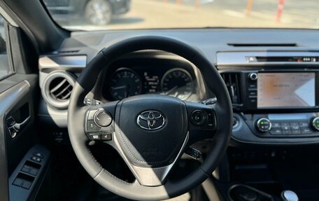 Toyota RAV4, 2018 год, 2 490 000 рублей, 10 фотография