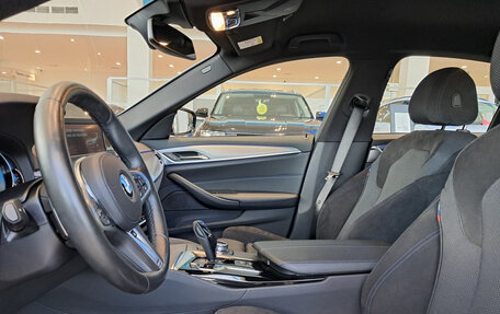 BMW 5 серия, 2018 год, 4 585 000 рублей, 20 фотография