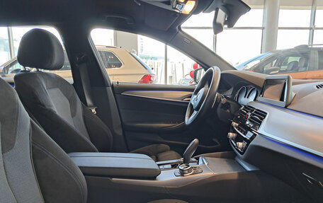 BMW 5 серия, 2018 год, 4 585 000 рублей, 15 фотография