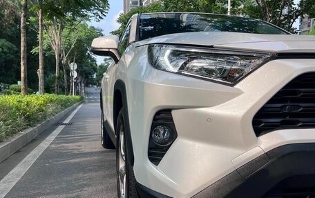 Toyota RAV4, 2022 год, 2 413 990 рублей, 6 фотография