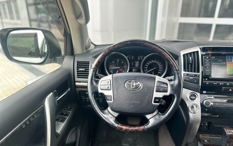 Toyota Land Cruiser 200, 2014 год, 3 650 000 рублей, 17 фотография