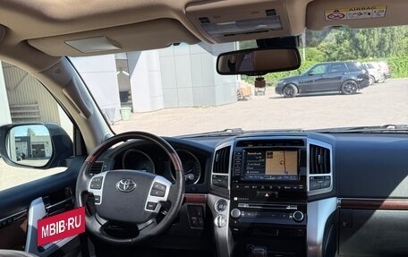 Toyota Land Cruiser 200, 2014 год, 4 050 000 рублей, 10 фотография