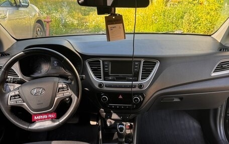 Hyundai Solaris II рестайлинг, 2019 год, 1 500 000 рублей, 7 фотография