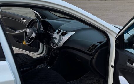 Hyundai Solaris II рестайлинг, 2013 год, 870 000 рублей, 9 фотография