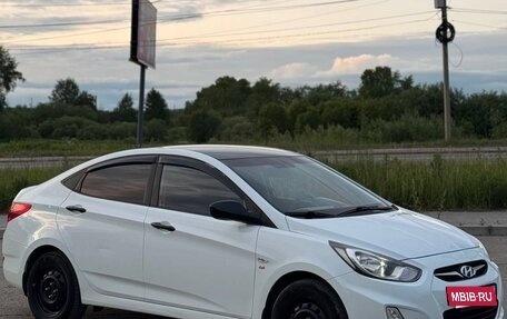 Hyundai Solaris II рестайлинг, 2013 год, 870 000 рублей, 7 фотография