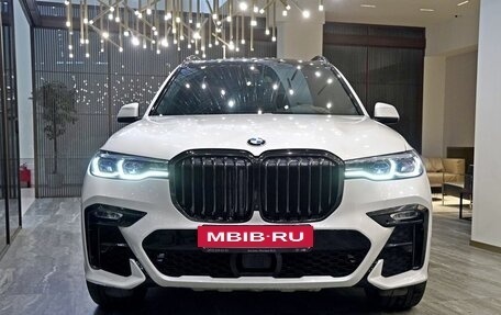 BMW X7, 2021 год, 10 000 000 рублей, 2 фотография