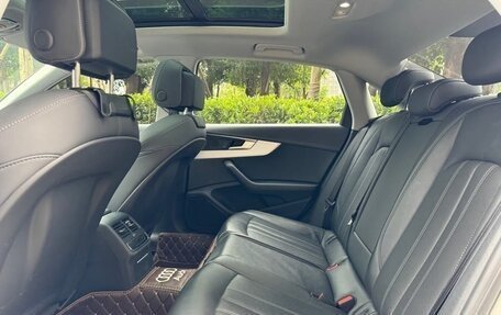 Audi A4, 2022 год, 2 570 000 рублей, 12 фотография