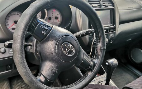 Toyota RAV4, 2005 год, 680 000 рублей, 6 фотография