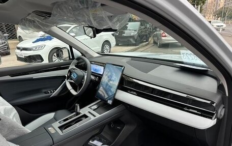 Geely Atlas, 2024 год, 2 148 000 рублей, 11 фотография