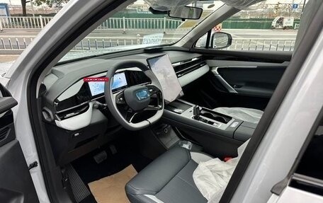 Geely Atlas, 2024 год, 2 148 000 рублей, 14 фотография
