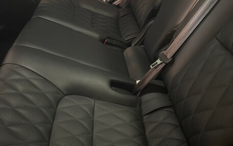 Toyota Land Cruiser 200, 2017 год, 8 600 000 рублей, 10 фотография