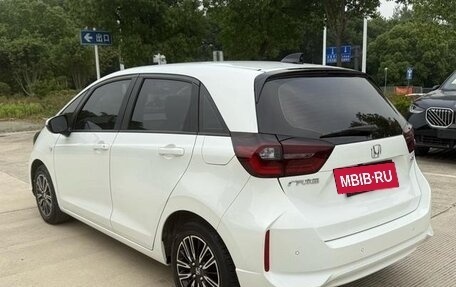 Honda Fit, 2022 год, 1 100 000 рублей, 4 фотография