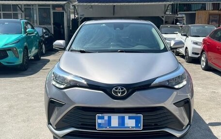 Toyota C-HR I рестайлинг, 2021 год, 1 600 000 рублей, 2 фотография