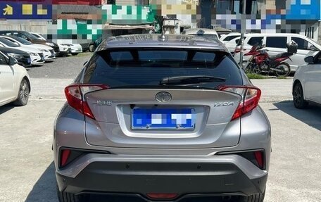 Toyota C-HR I рестайлинг, 2021 год, 1 600 000 рублей, 7 фотография