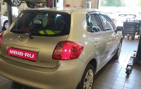Toyota Auris II, 2009 год, 599 000 рублей, 3 фотография
