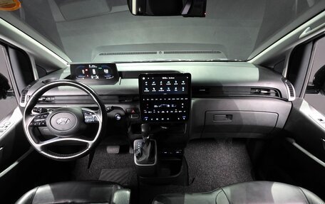 Hyundai Staria, 2021 год, 2 427 000 рублей, 11 фотография