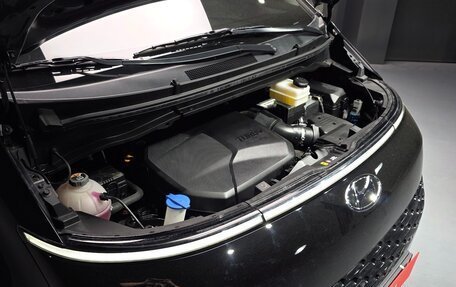 Hyundai Staria, 2021 год, 2 427 000 рублей, 6 фотография