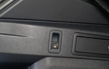 Volkswagen Tiguan, 2025 год, 9 190 000 рублей, 14 фотография