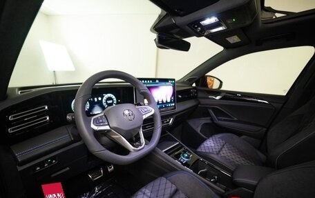 Volkswagen Tiguan, 2025 год, 9 190 000 рублей, 29 фотография