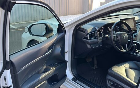 Toyota Camry, 2021 год, 3 590 000 рублей, 7 фотография
