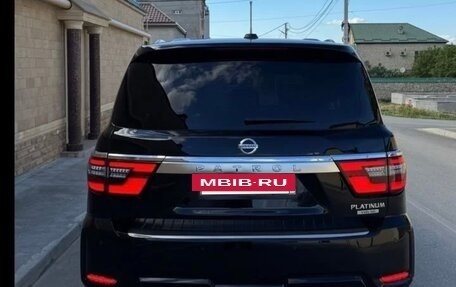 Nissan Patrol, 2011 год, 2 780 000 рублей, 18 фотография