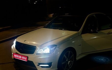 Mercedes-Benz C-Класс, 2012 год, 1 850 000 рублей, 3 фотография