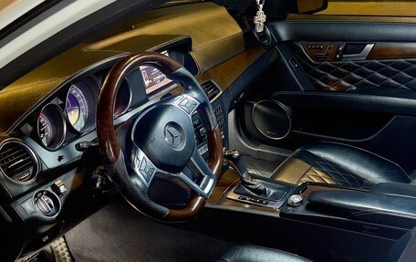 Mercedes-Benz C-Класс, 2012 год, 1 850 000 рублей, 7 фотография