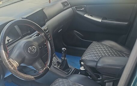 Toyota Corolla, 2006 год, 550 000 рублей, 3 фотография