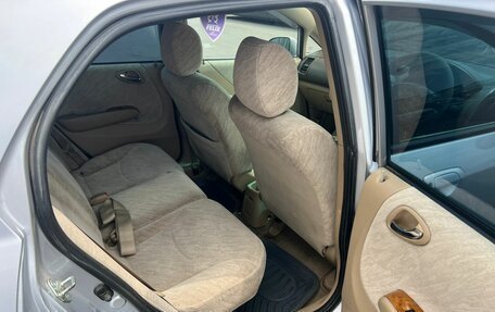 Honda Fit Aria, 2002 год, 539 000 рублей, 18 фотография