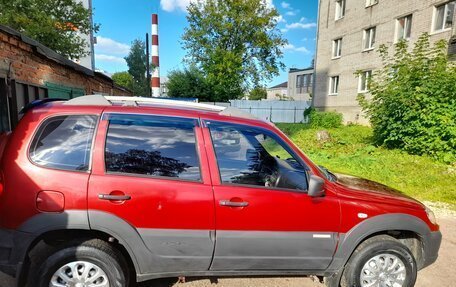 Chevrolet Niva I рестайлинг, 2013 год, 595 000 рублей, 3 фотография