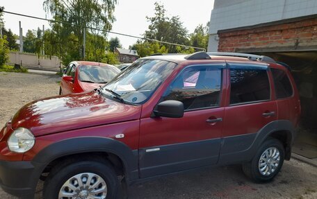 Chevrolet Niva I рестайлинг, 2013 год, 595 000 рублей, 4 фотография