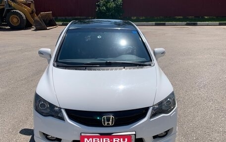 Honda Civic VIII, 2010 год, 1 000 000 рублей, 4 фотография