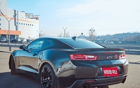 Chevrolet Camaro VI, 2018 год, 2 400 000 рублей, 3 фотография