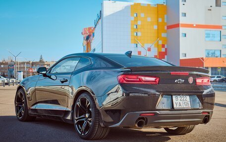 Chevrolet Camaro VI, 2018 год, 2 400 000 рублей, 5 фотография