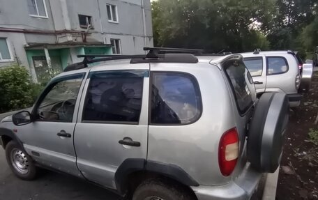 Chevrolet Niva I рестайлинг, 2006 год, 230 000 рублей, 3 фотография