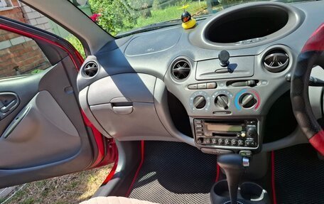 Toyota Vitz, 2002 год, 450 000 рублей, 14 фотография