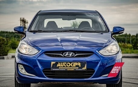 Hyundai Solaris II рестайлинг, 2012 год, 850 000 рублей, 3 фотография