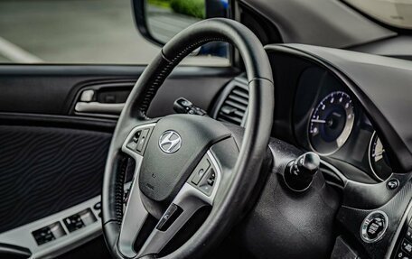 Hyundai Solaris II рестайлинг, 2012 год, 850 000 рублей, 21 фотография