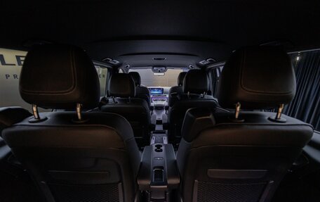 Mercedes-Benz V-Класс, 2025 год, 13 480 000 рублей, 37 фотография